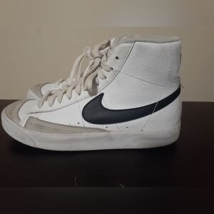 Nike Shoes 4.5y